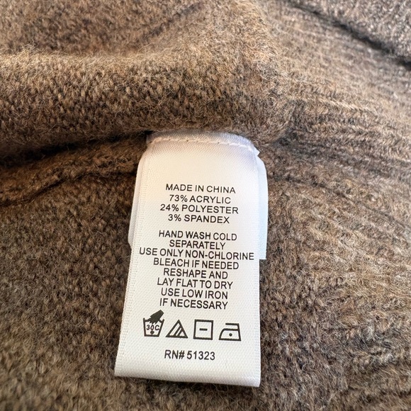 1. STATE NWOT never worn v-neck surplice sweater - Picture 6 of 6